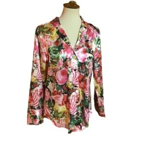 3 for 20 $ bundle VS Mary Katrantzou bright floral top